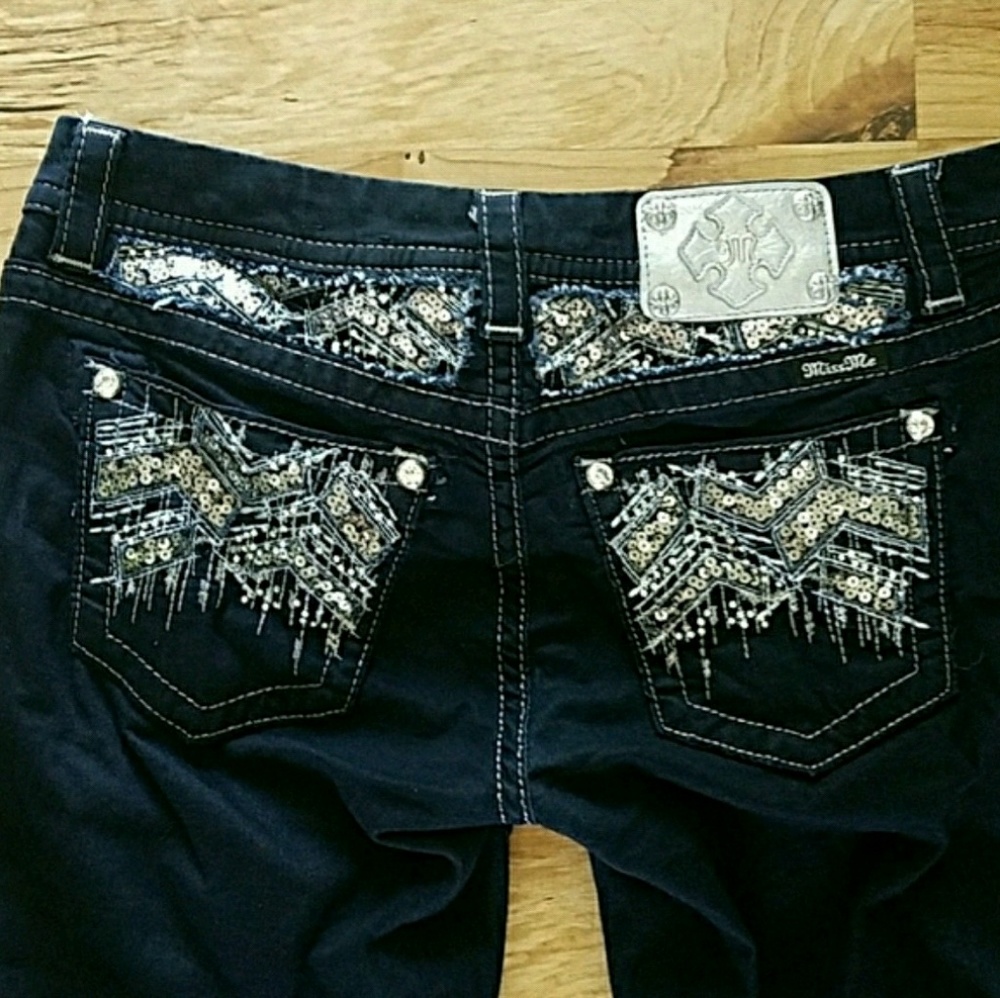 *SOLD* Miss me easy boot jeans